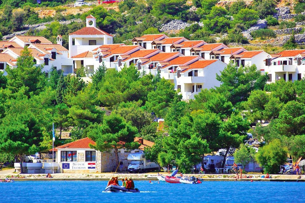 Belvilla Apartments In Holiday Resort Jezera Village, Island Murter Tisno Zewnętrze zdjęcie
