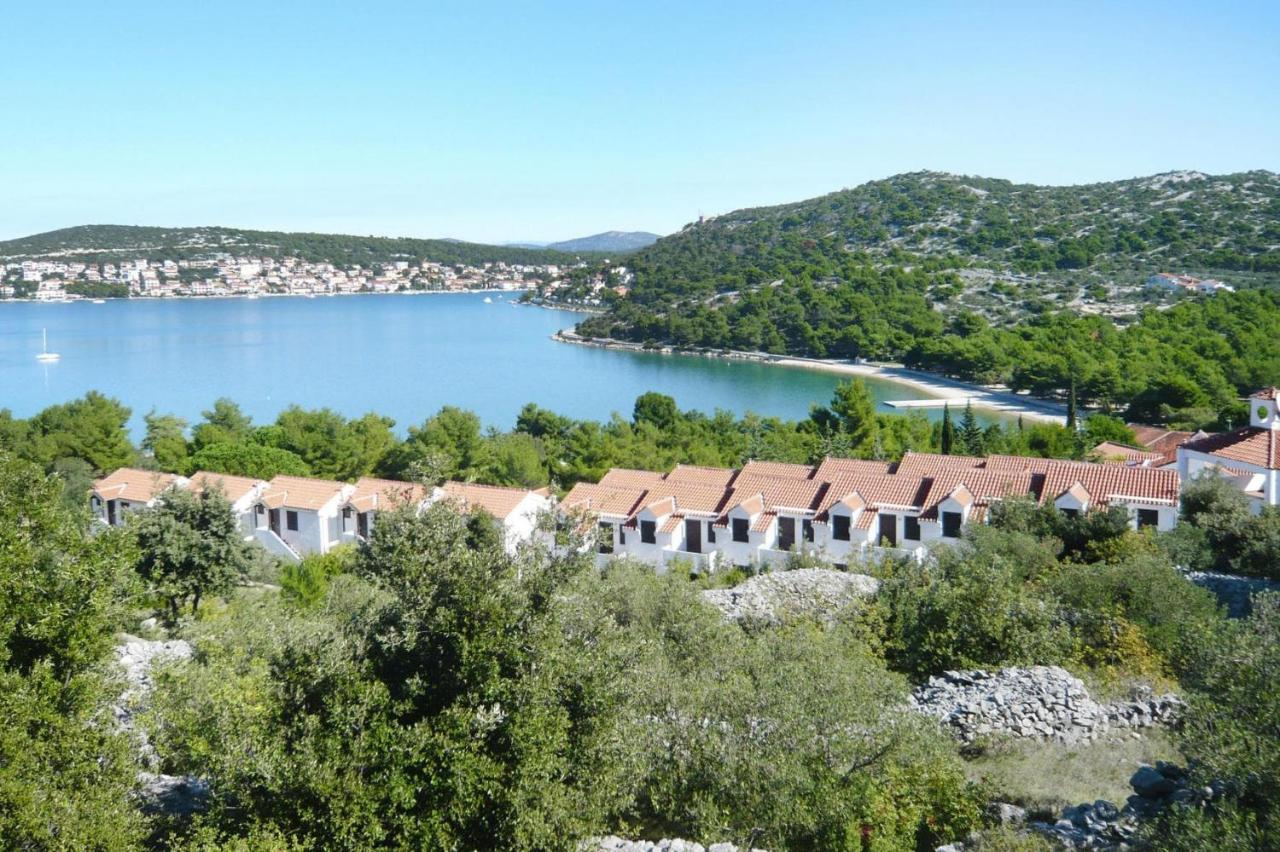 Belvilla Apartments In Holiday Resort Jezera Village, Island Murter Tisno Zewnętrze zdjęcie